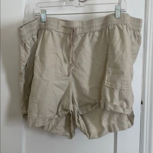 Torrid khaki linen shorts 4X